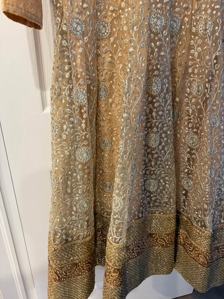Indian outfit Gold Sequin Embroidered Formal Gown - photo 4