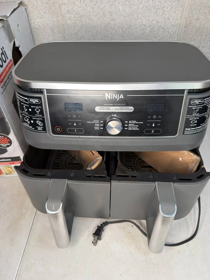 Ninja Foodi 10 QT 6-in-1 DualZone Smart XL Air Fryer DZ550 - photo 3