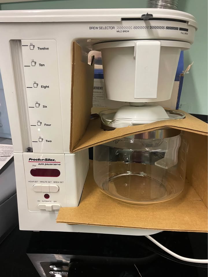 Proctor-Silex coffee maker machine - photo 3