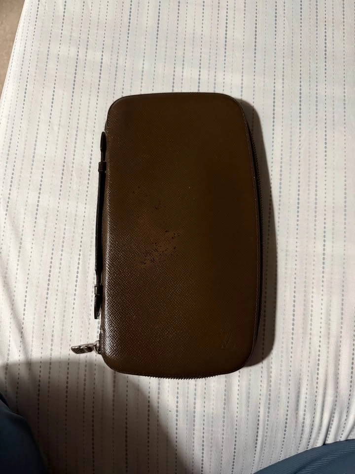 Authentic Louis Vuitton Brown Taiga Organizer - photo 4