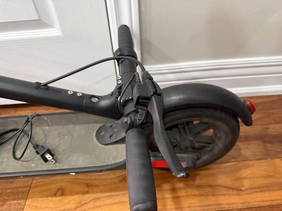 Electric Bike. Good Condition. Needs battery. Used 2 years ago. - photo 2