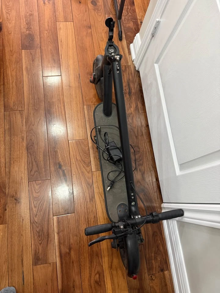Electric Bike. Good Condition. Needs battery. Used 2 years ago. - photo 5