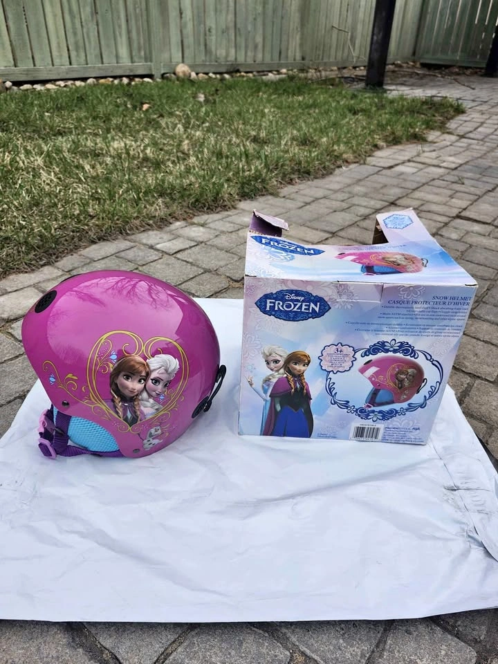 Disney Frozen Pink Snow Helmet Anna Elsa 48-51 CM w/ Box