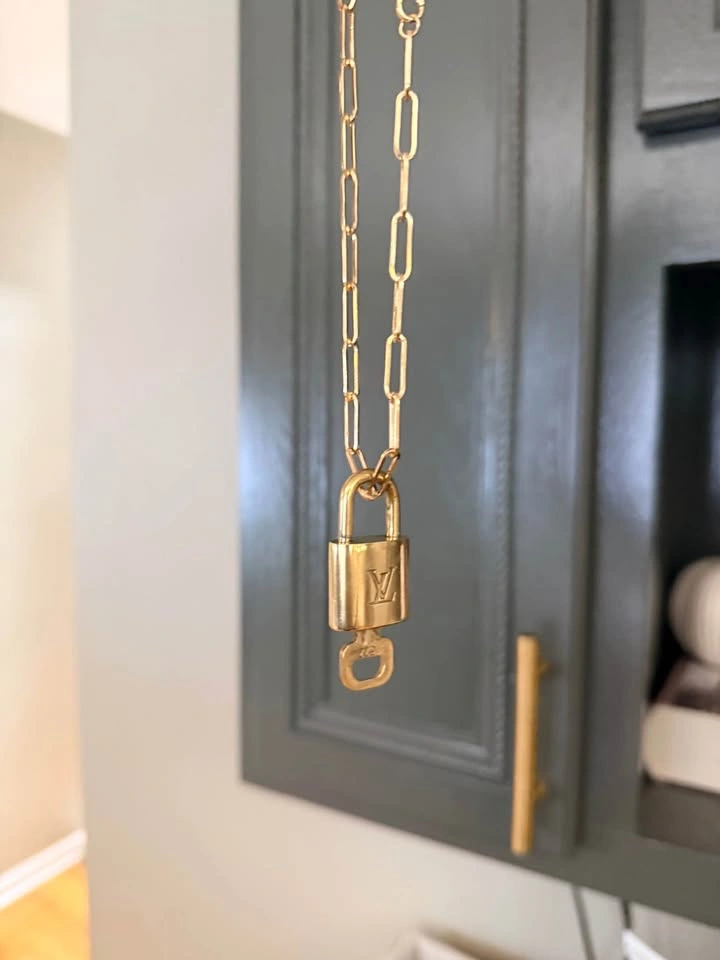 Authentic LV Lock and Key - photo 2