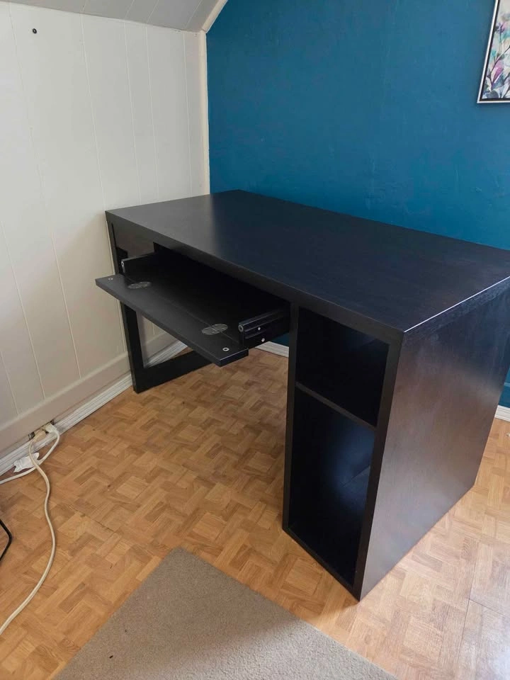 Computer Desk Perfect Condition!! 🌱 - photo 5