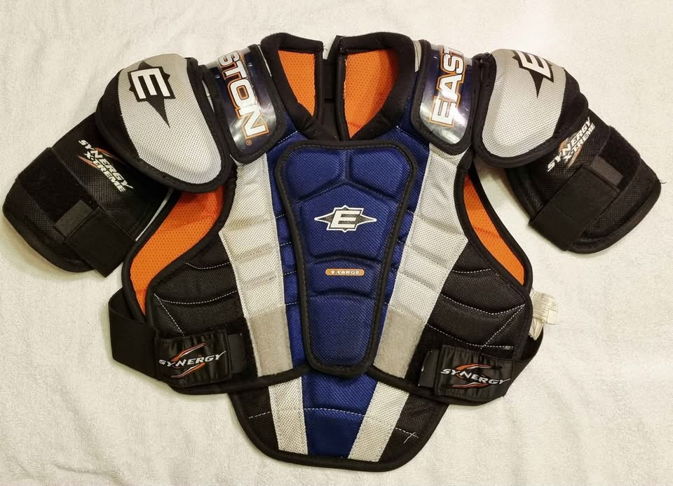 Youth/ Kids Hockey Shoulder Pads - photo 4