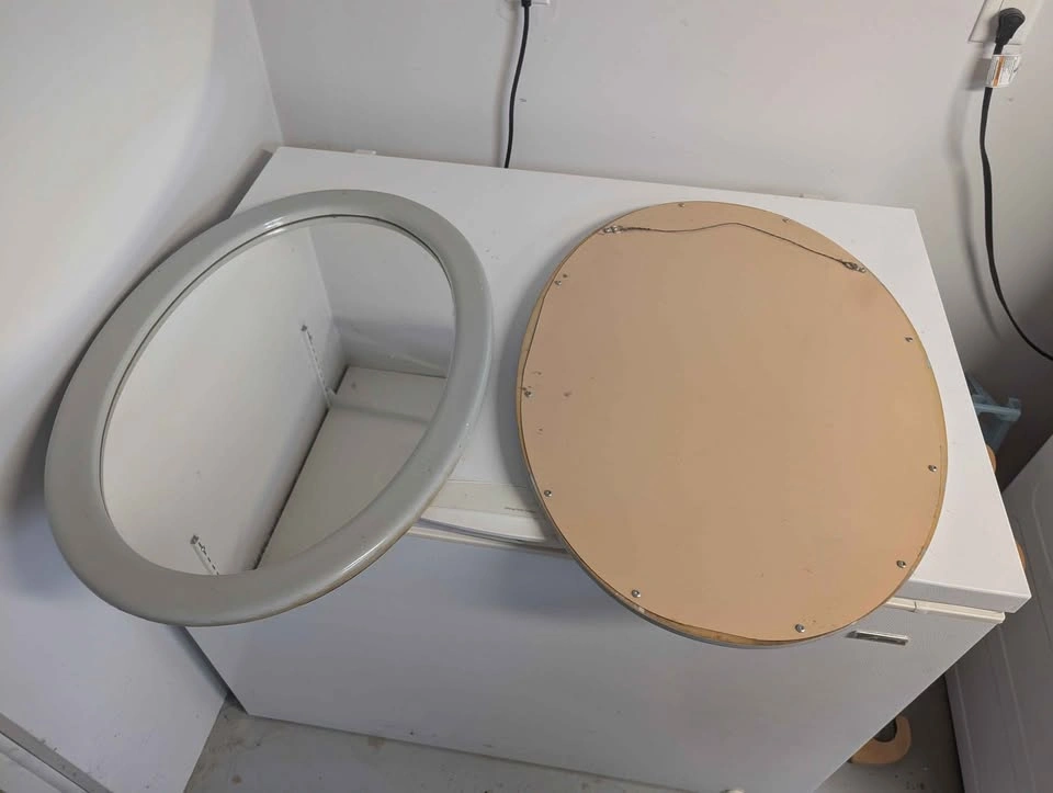 2 Oval Mirrors - photo 3