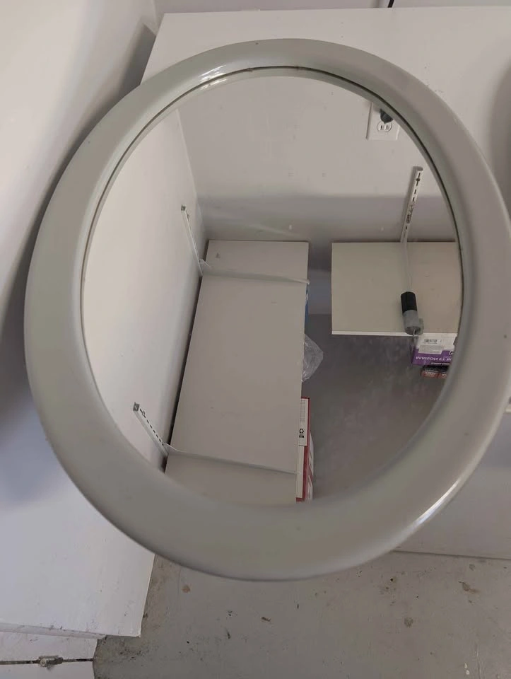 2 Oval Mirrors - photo 4