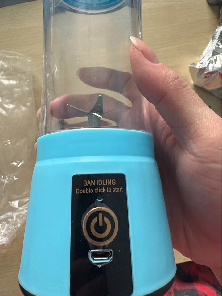 Portable Rechargeable Blender Bottle - photo 2