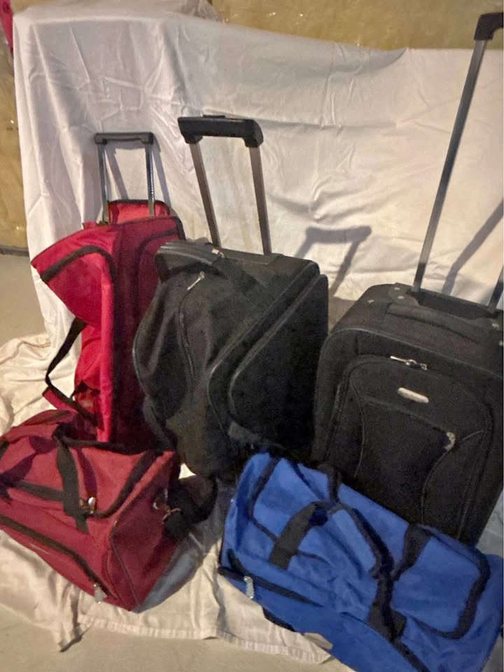Travel Luggage Bundle – 3 Suitcases + 2 Duffel Bags