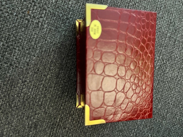 Elegant Red Faux Crocodile Jewellery Box - photo 4