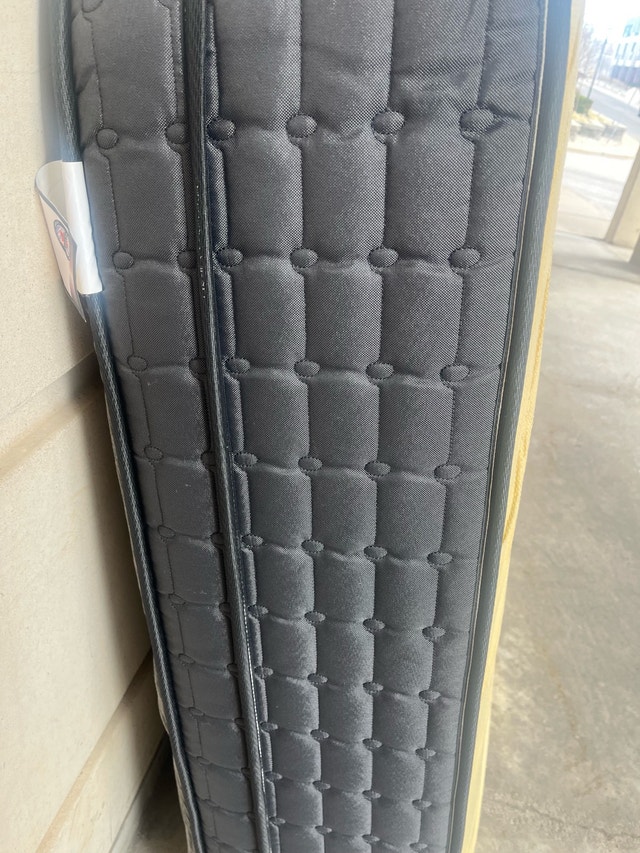 Sleep King Tempo Mattress - photo 2