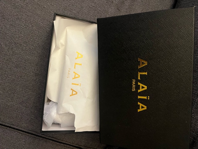 Alaïa Paris Box with Dust Bag and Accessories - photo 2