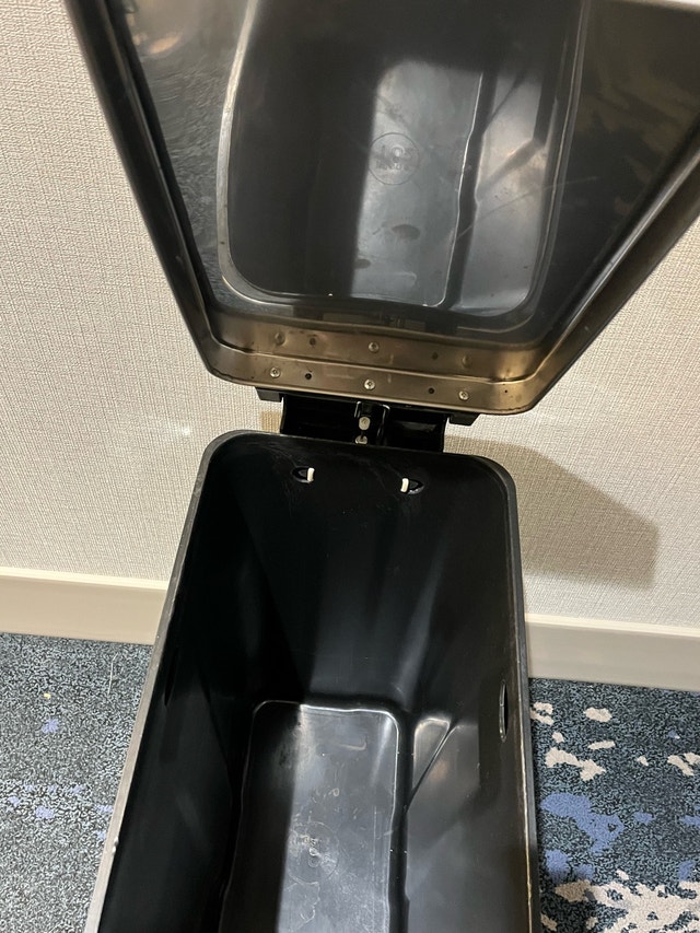 Trash Cans - photo 5