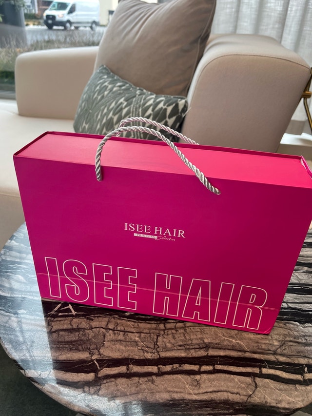 Brand New ISEE Hair False Lashes Set – Original Box & Gift Bag - photo 4