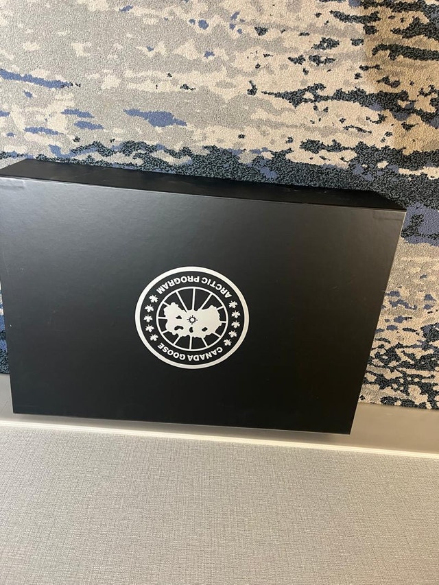 Canada Goose Original Boxes – 2 Sizes Available