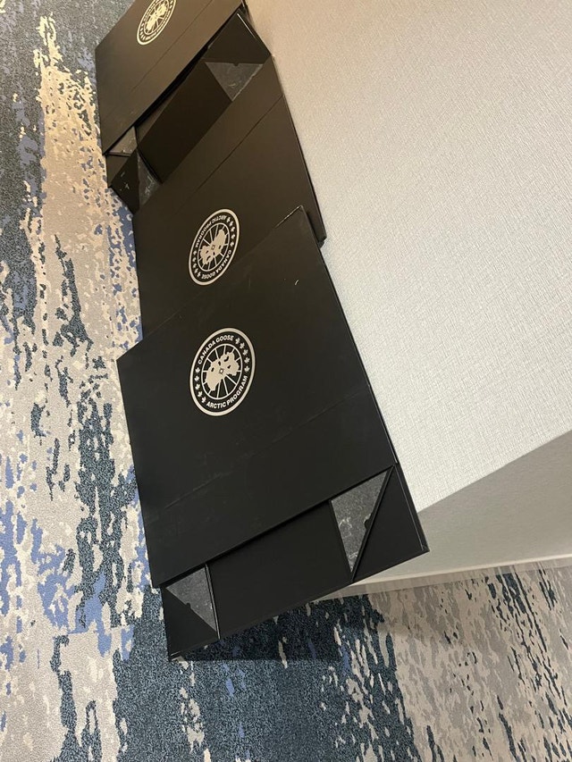 Canada Goose Original Boxes – 2 Sizes Available - photo 2