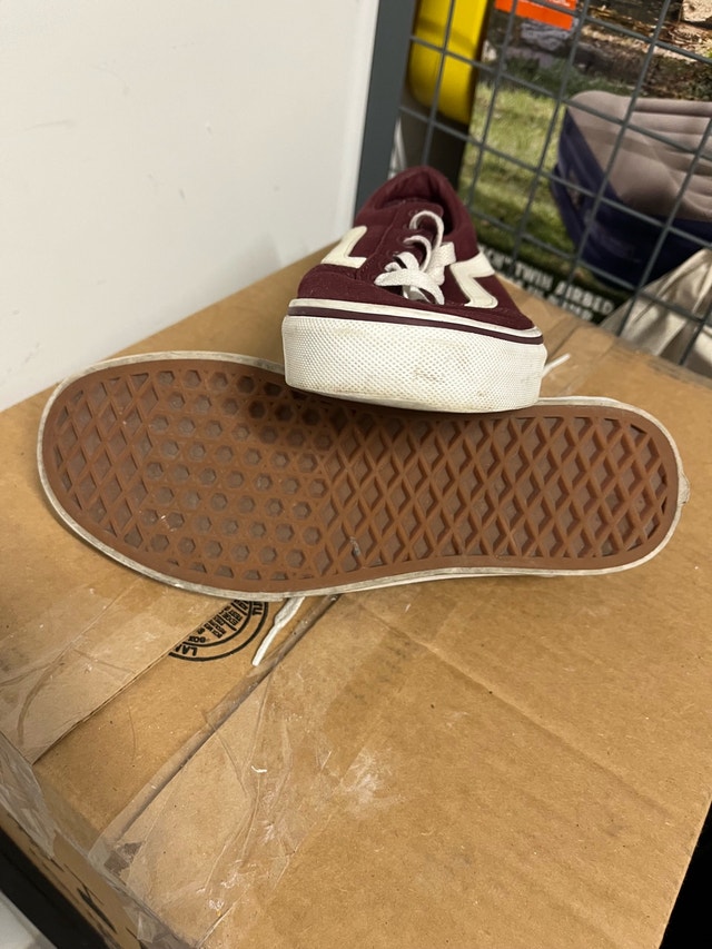 Vans Ward Sneakers - Burgundy - Size 7.5 - photo 2