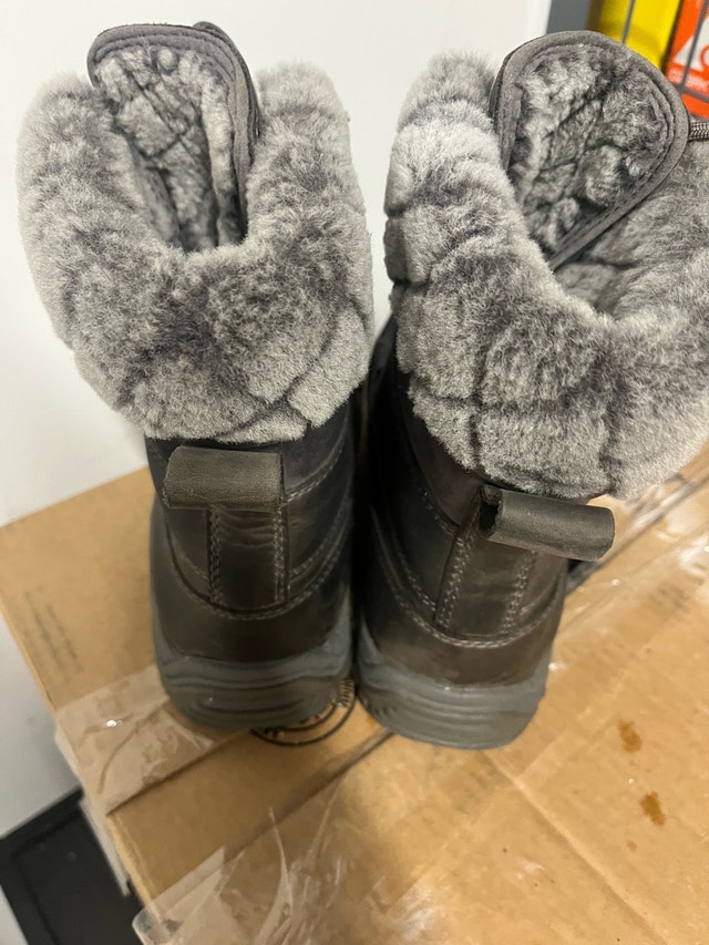 Ugg Waterproof Boots - photo 3
