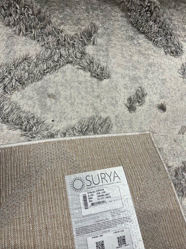 Surya Rug 6'6" x 9'2" Cream/Light Grey Diamond Pattern - photo 3