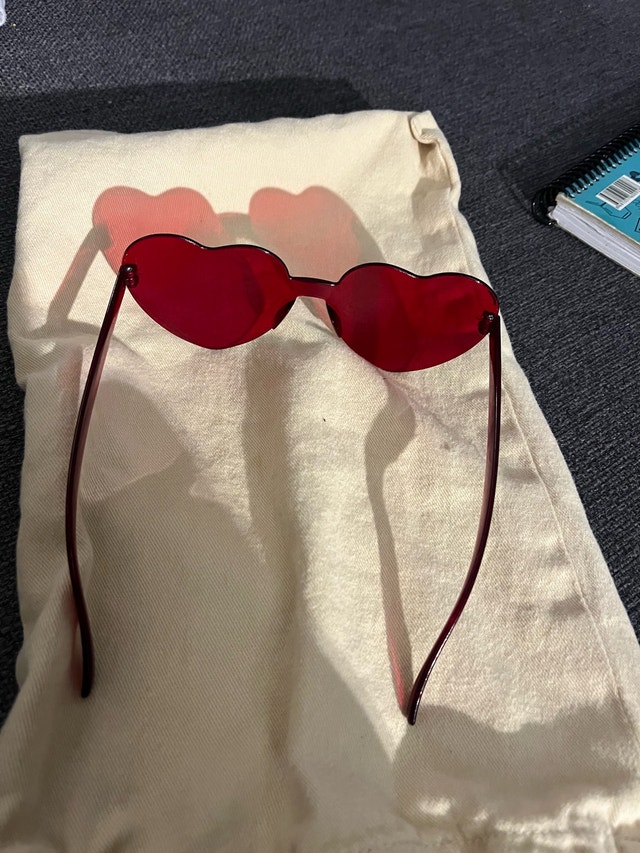 Heart Sunglasses - photo 3