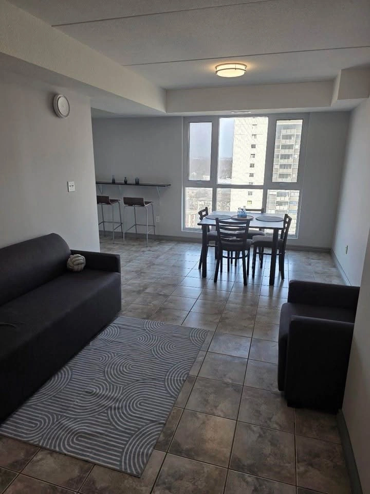 Private room for rent - photo 2