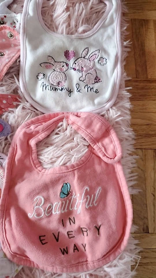 Cute Baby Bibs Bundle - Lots of Patterns - photo 3