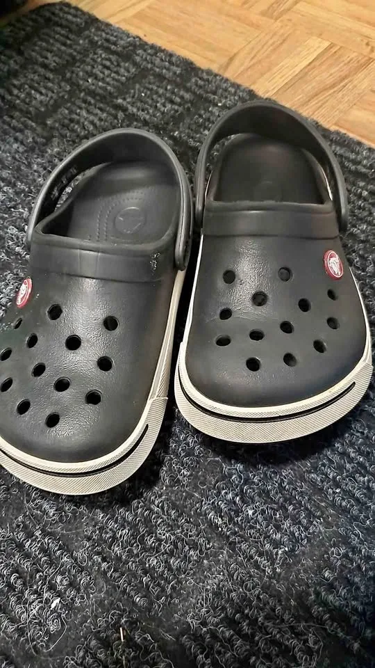 Kids black &white CROCS ( SIZE 1 J )
