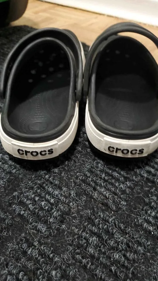 Kids black &white CROCS ( SIZE 1 J ) - photo 3
