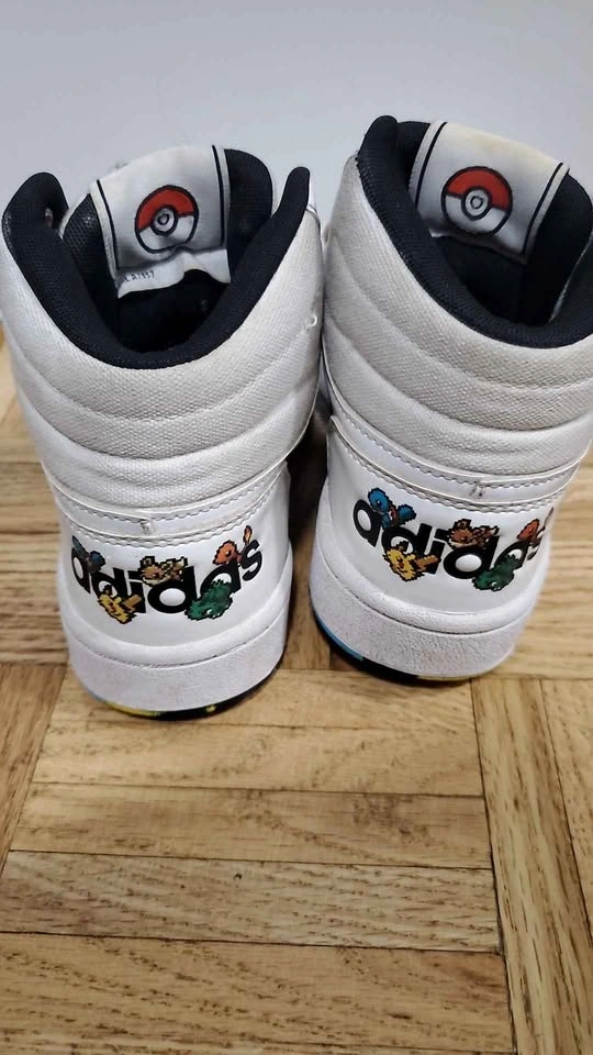 Boys Adidas Pokemon Hightop Shoes Size 13.5 - photo 2