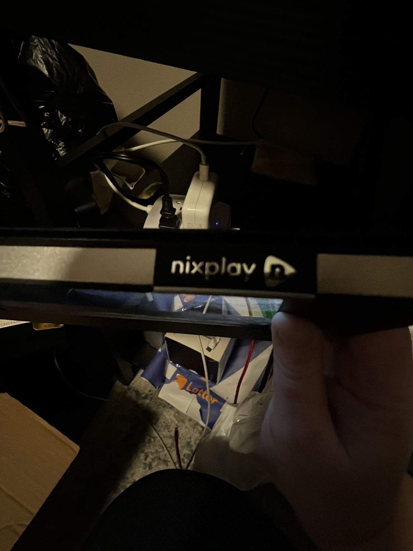 Nixplay Digital Photo Frame - photo 2