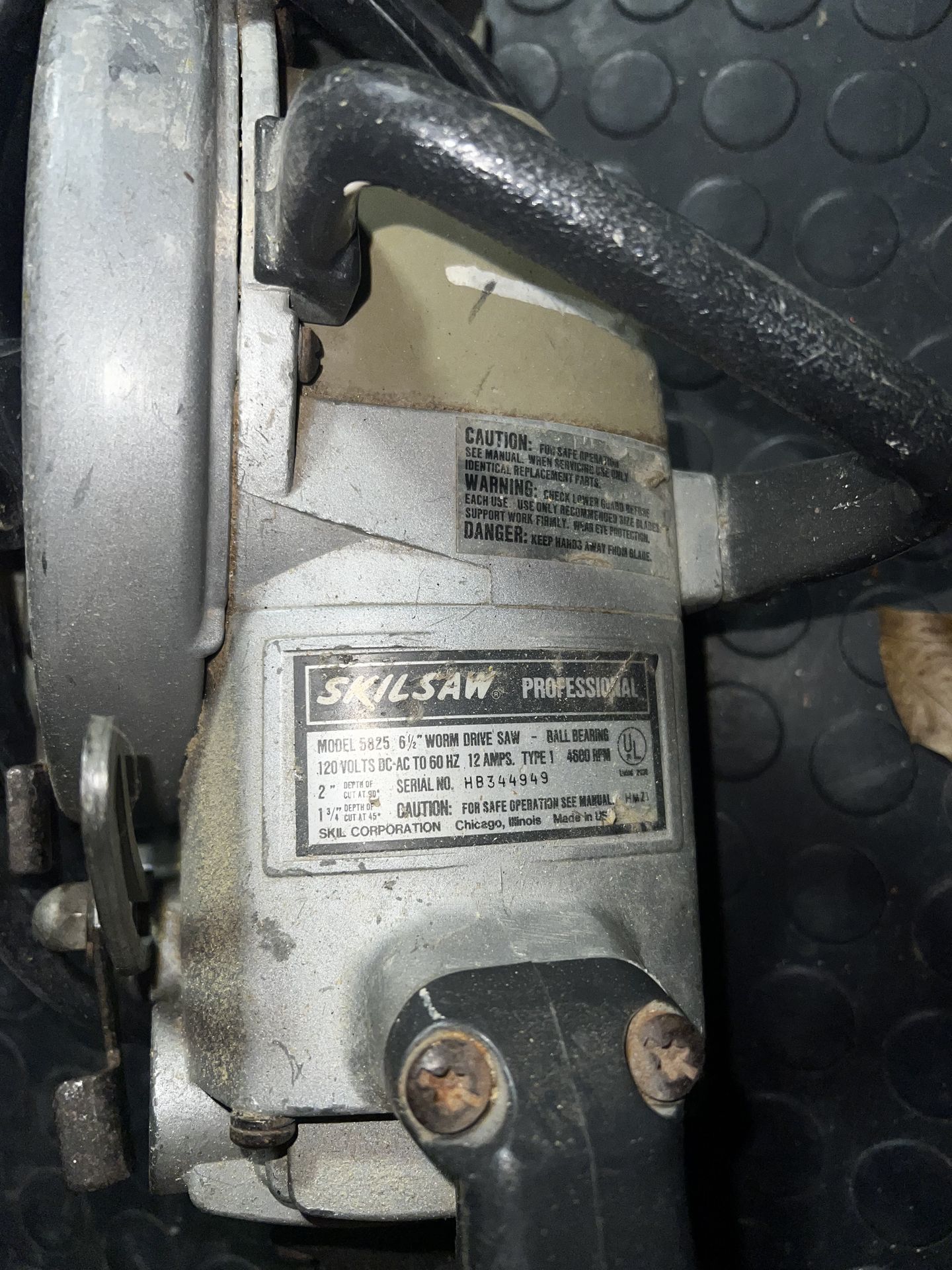 Skilsaw 6 1/2 Worm Drive Saw - photo 2