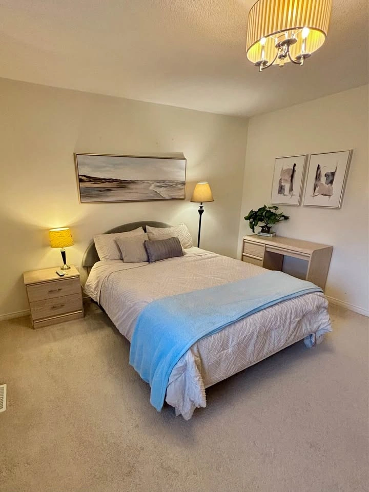 Private room for rent - photo 2
