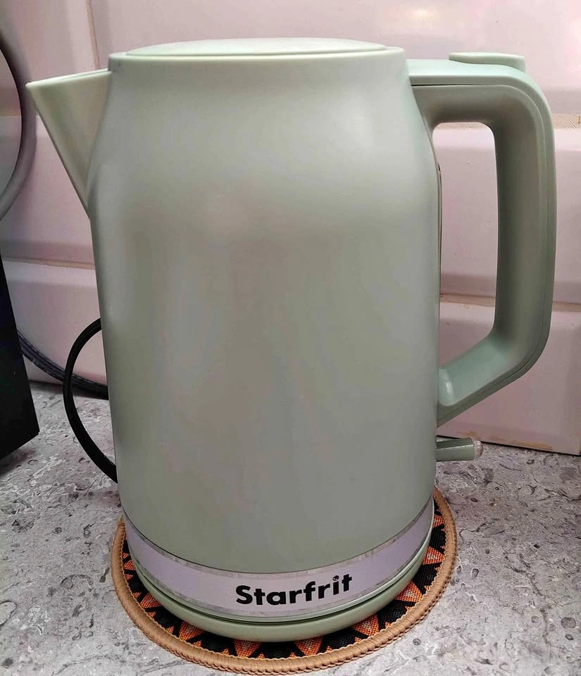 Starfrit 1.7L Electric Kettle