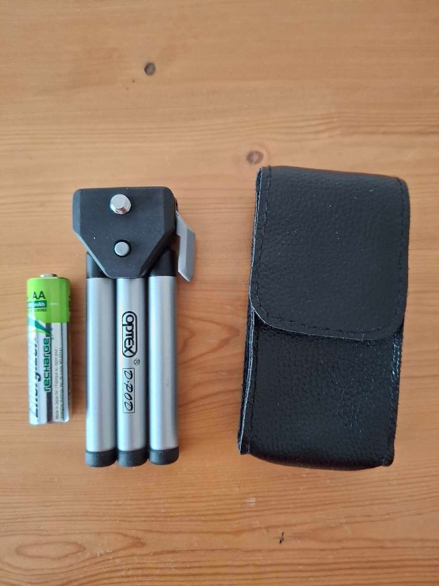 Travel mini tripod Optek