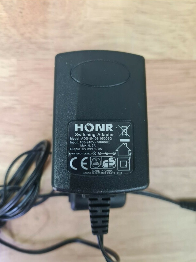 HONR Switching Adapter Wall Charger 5V 1.0A