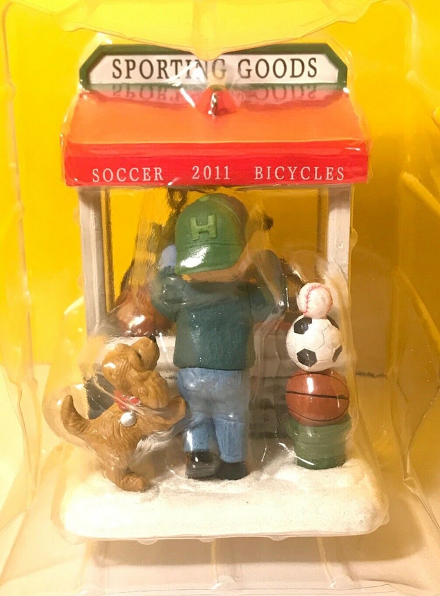 Hallmark Keepsake Ornament Christmas Windows 2011 - photo 3