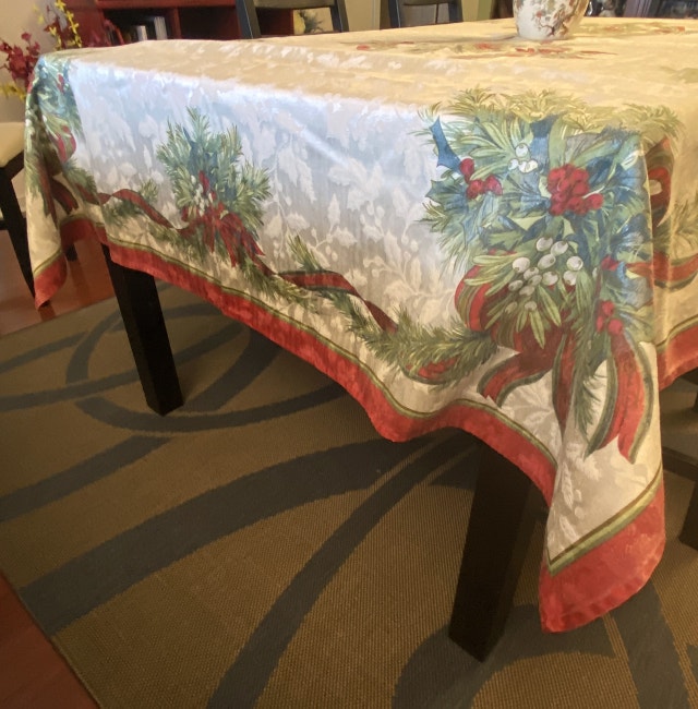 Vintage Christmas Celebration Holiday Colourful Tablecloth 3x1.5 - photo 2