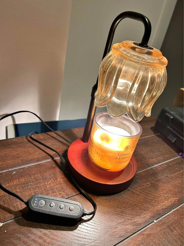 🌱 Flower shaped candle warming lamp