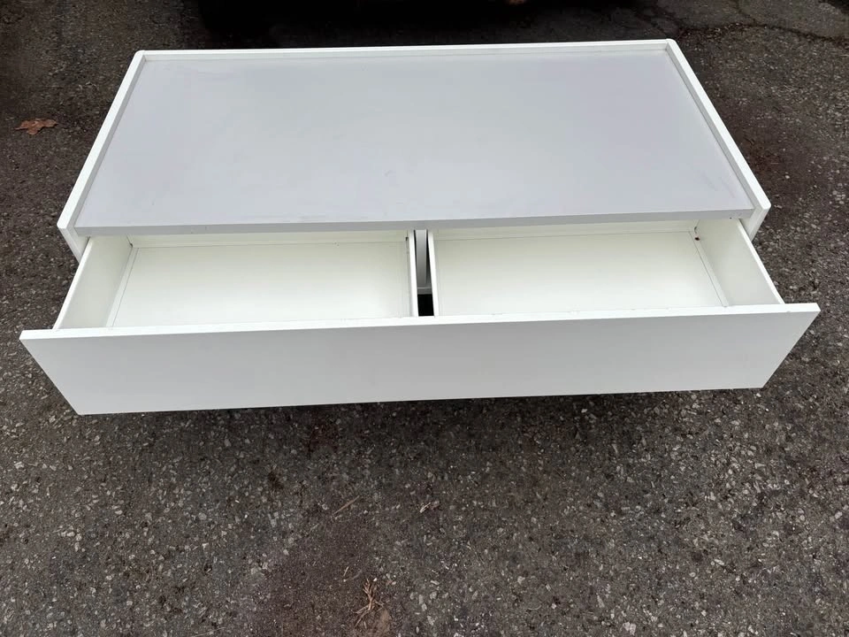 White coffee table with drawer - photo 3