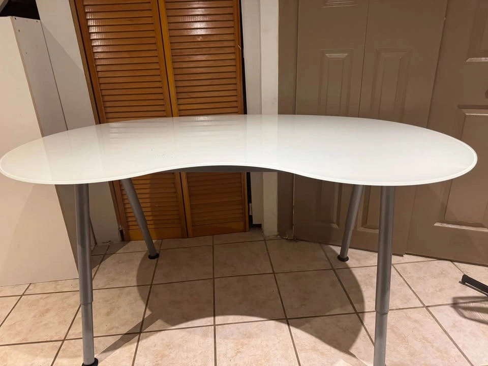 Office table - photo 2