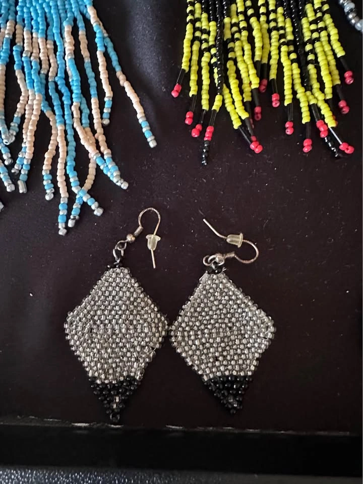 New!! earring and bracelet bundle - photo 2