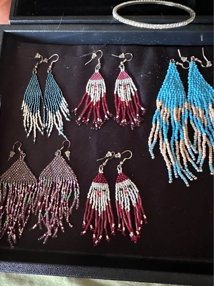 New!! earring and bracelet bundle - photo 3
