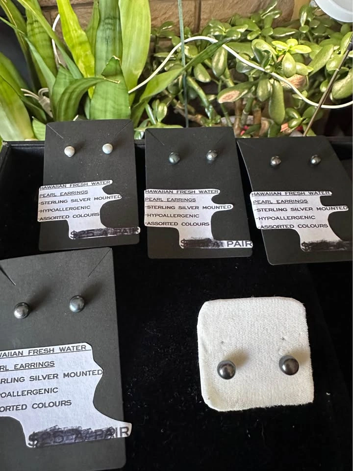 New!! earring and bracelet bundle - photo 5