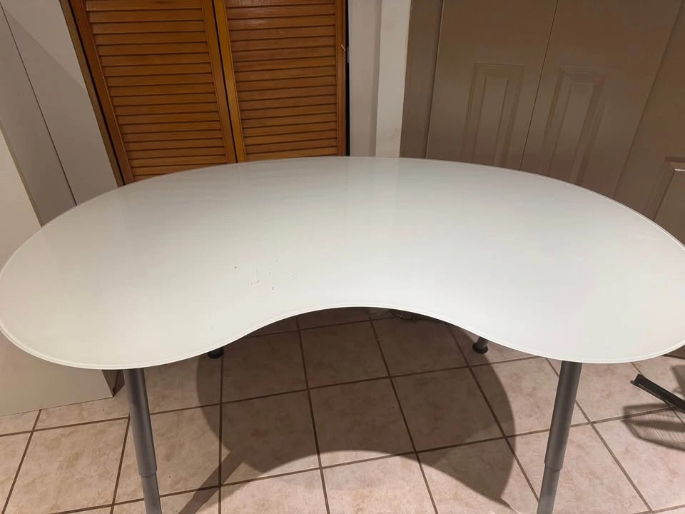 Office table - photo 3