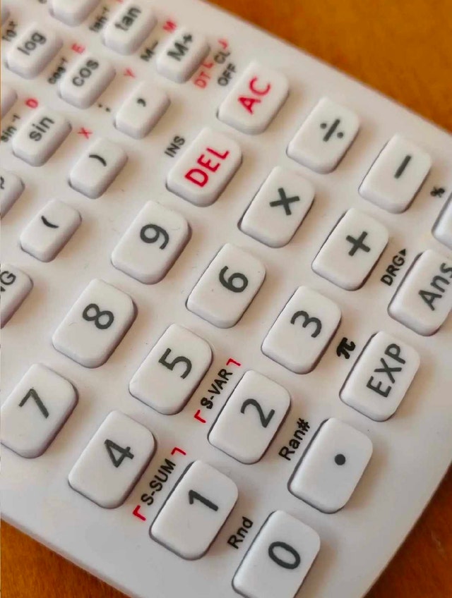 Casio FX Calculator, Like New - photo 3