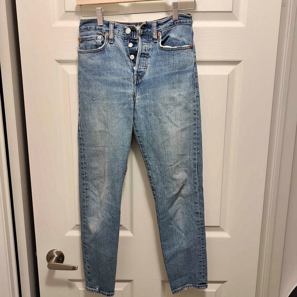 Levi’s Wedgie Straight Jeans Light Wash W25 L28 High Rise Button