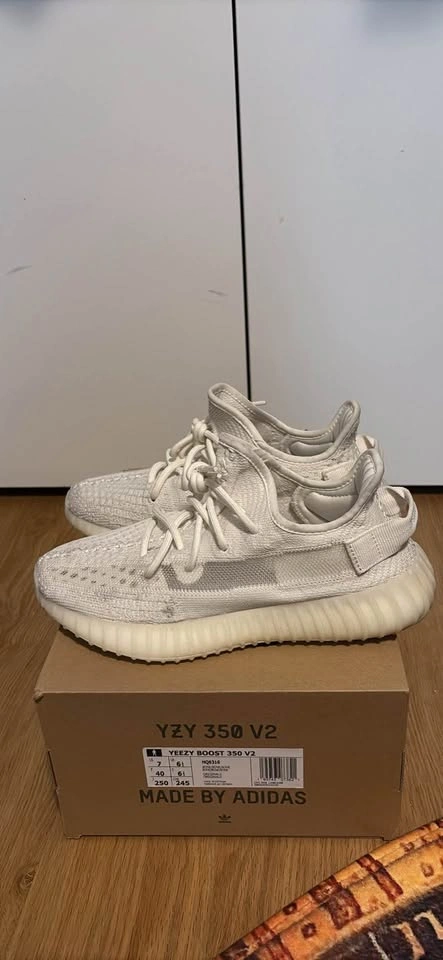 Yeezy 350 v2 Bone - photo 2