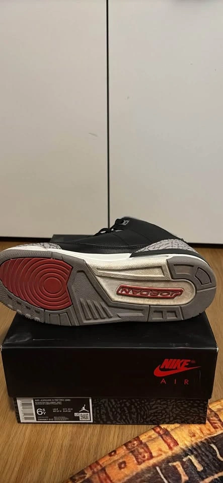 Jordan 3s Black Cement - photo 4