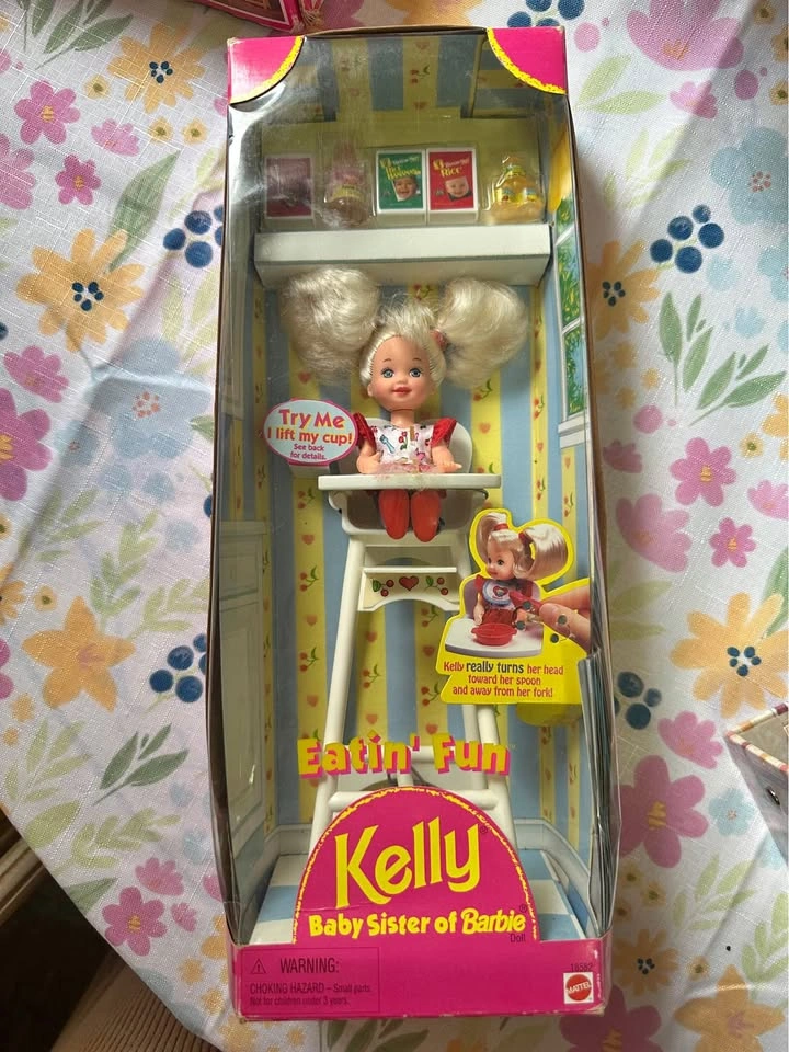 Kelly 90’s Barbie in box